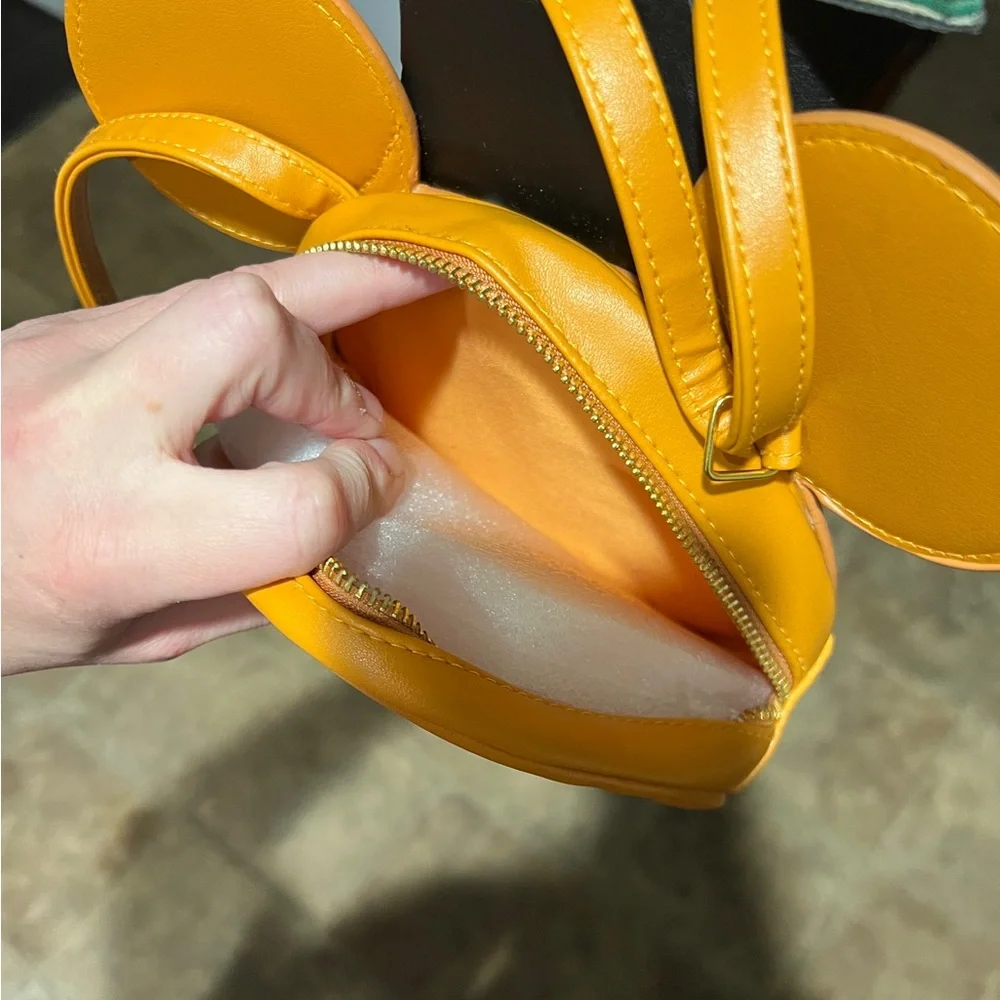 Disney Pretzel Crossbody Bag - Picture 3 of 3